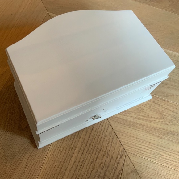 Pottery Barn Kids Abigail Cream Jewelry Box Large - Picture 8 of 12